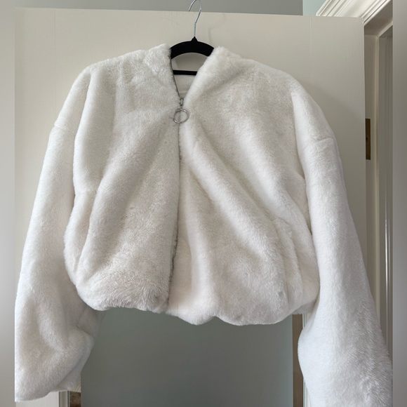 Topshop Jackets & Blazers - Topshop Ivory Faux Fur Coat